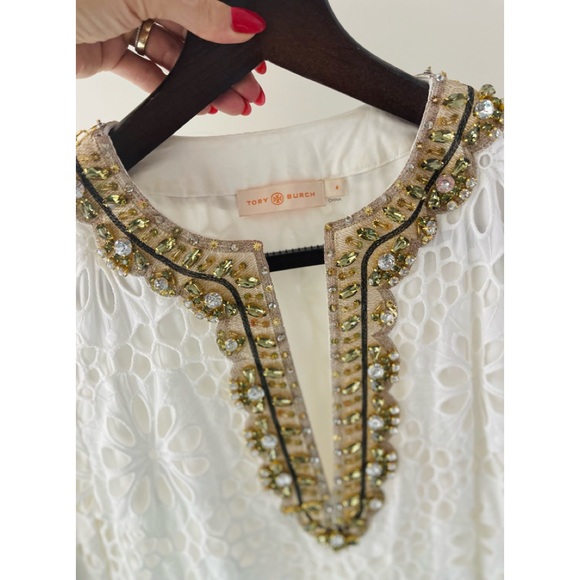 Tory Burch Runway Embellished Lace Caftan Dress 4 Broderie Anglaise 🤍 - Picture 13 of 15